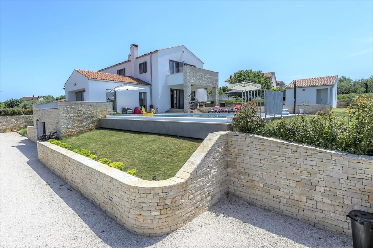 Sveti Lovreč Pazenatički Villa Meli מראה חיצוני תמונה
