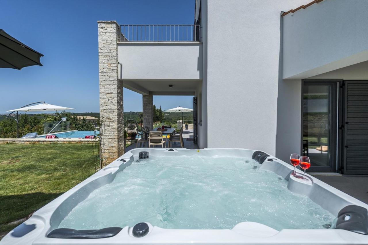 Sveti Lovreč Pazenatički Villa Meli מראה חיצוני תמונה