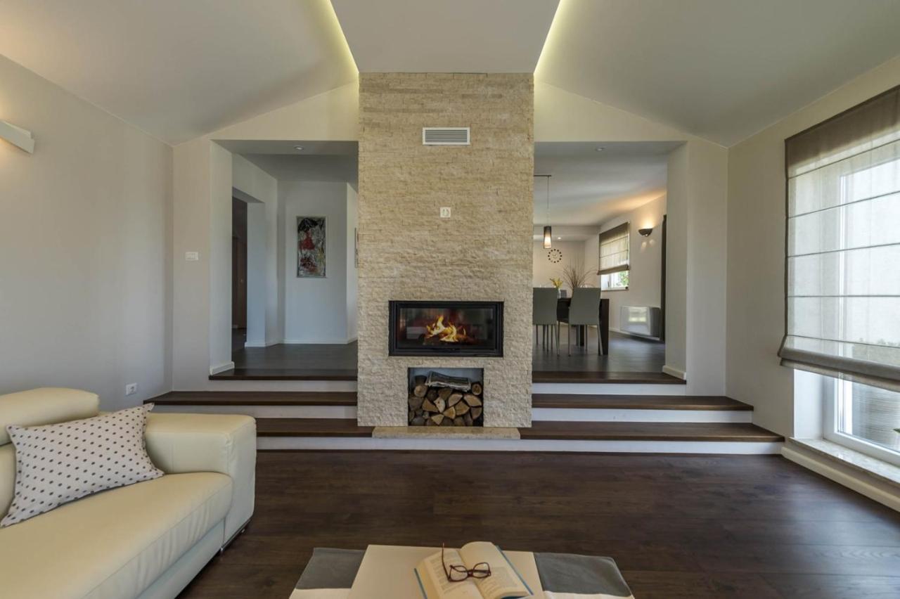 Sveti Lovreč Pazenatički Villa Meli מראה חיצוני תמונה